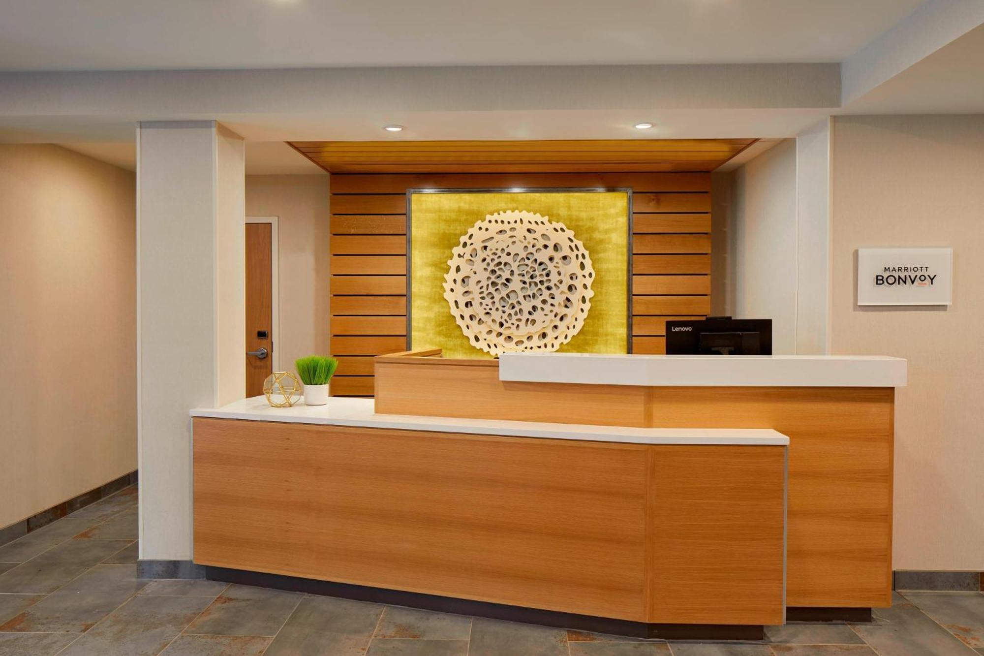 Fairfield Inn & Suites By Marriott Albany Airport Exterior foto