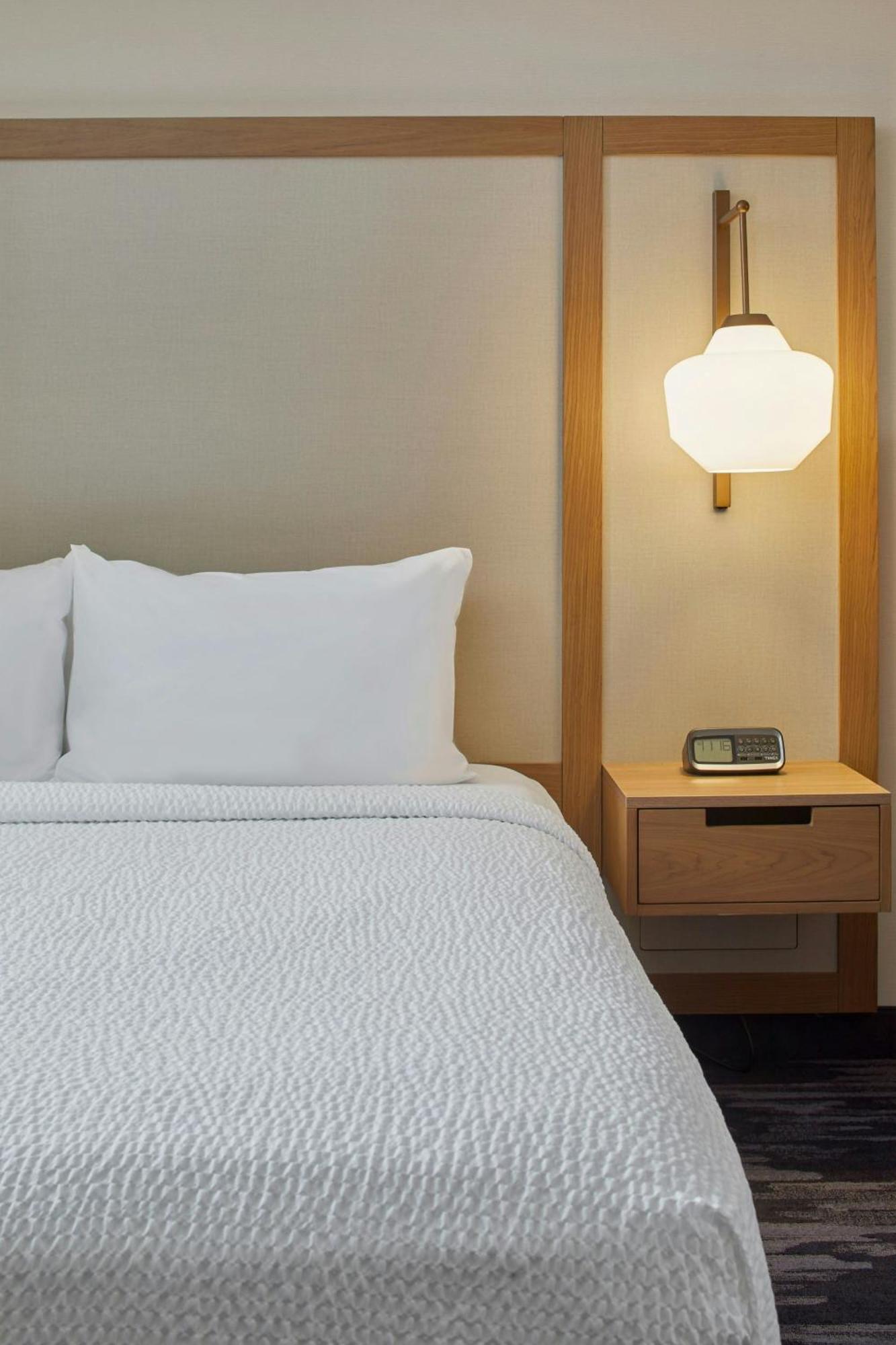 Fairfield Inn & Suites By Marriott Albany Airport Exterior foto