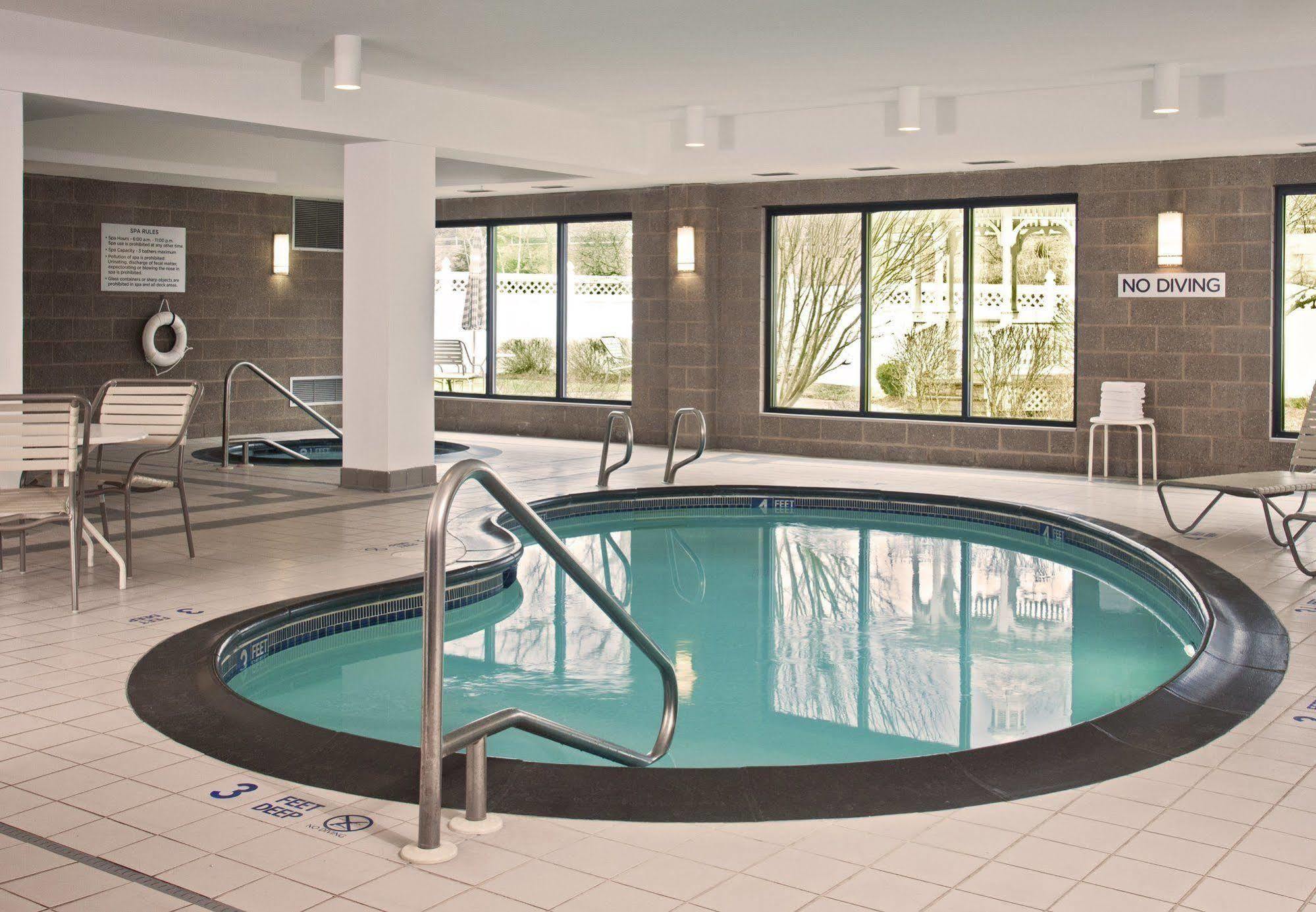 Fairfield Inn & Suites By Marriott Albany Airport Exterior foto